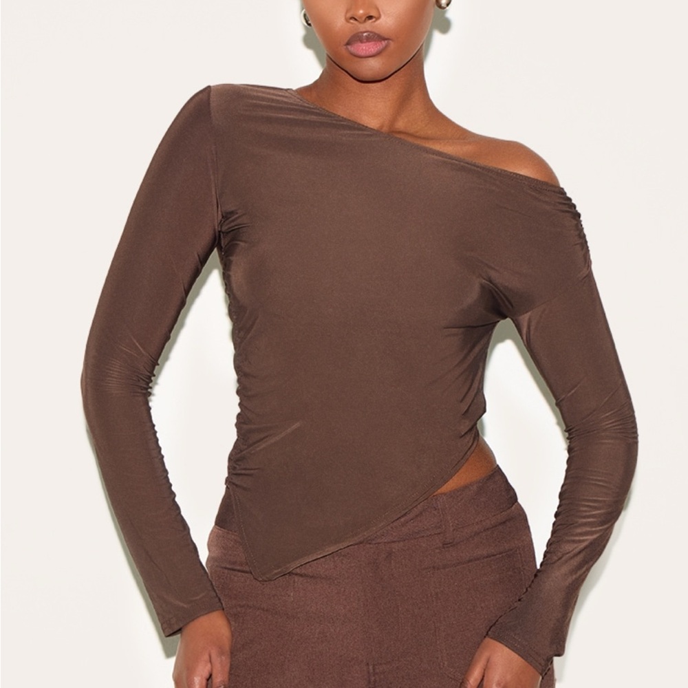 PrettyLittleThing Chocolate Asymmetric Ruched Top - Size 10
